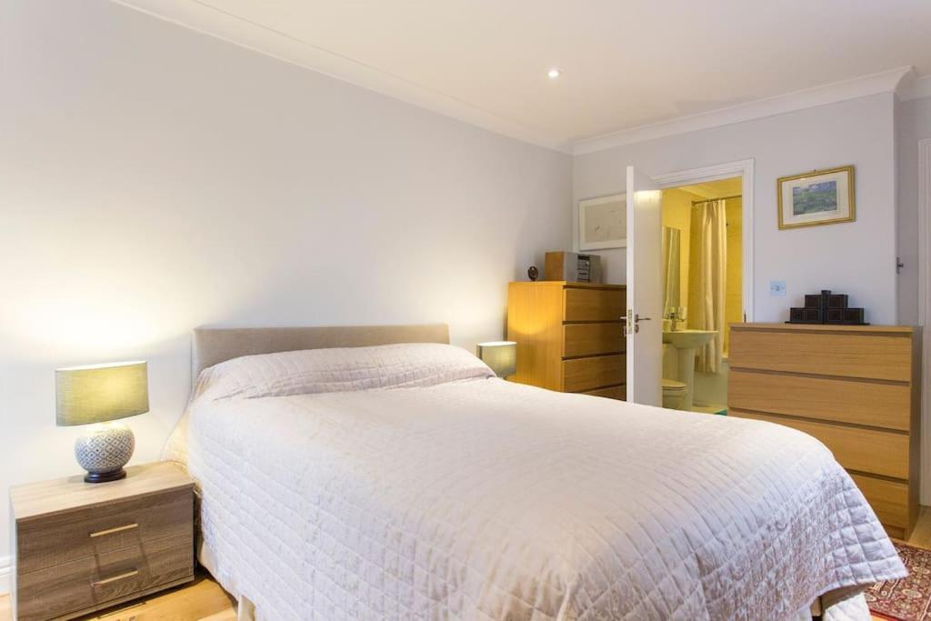 2 Bed Room Flat Near Westfield, West Λονδίνο Εξωτερικό φωτογραφία